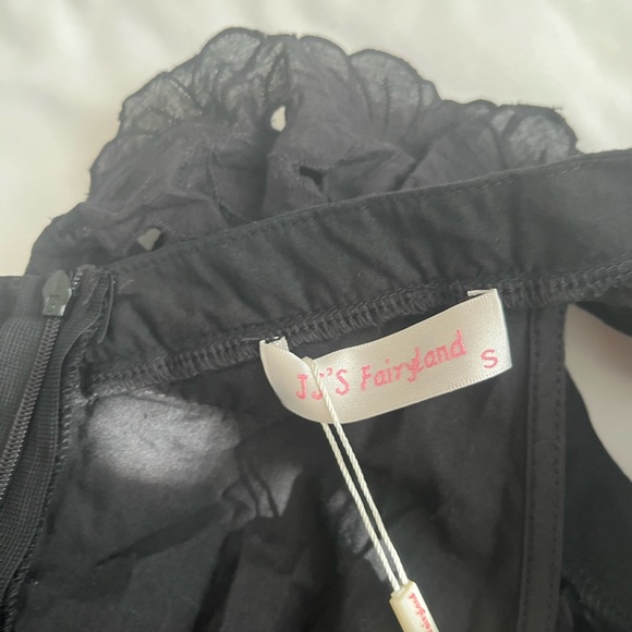 NWT asymmetrical top S - Picture 8 of 8